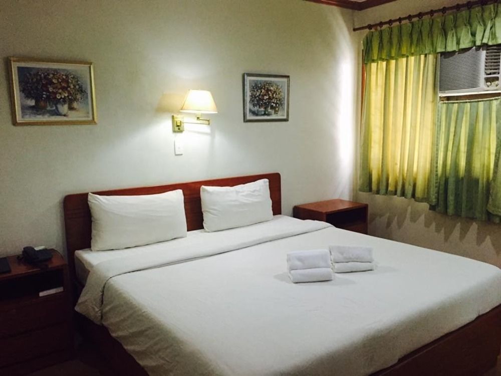 Lenox Hotel Dagupan City Екстер'єр фото
